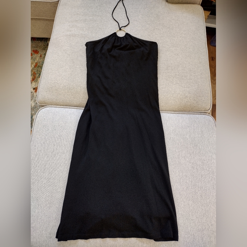 Tessuto size medium black strapless dress. Ties around the neck.